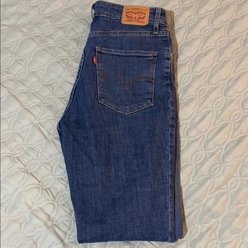 Levi’s 721 High Rise Skinny Jeans